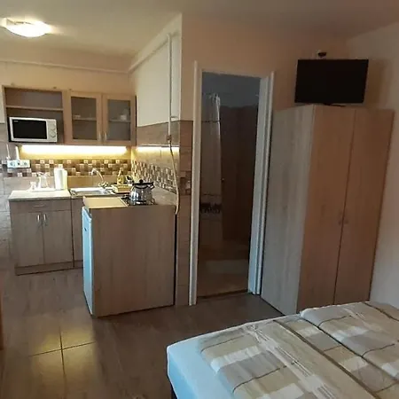 Rozika Apartman Ii. Hajduszoboszlo Exterior photo