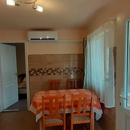 Rozika Apartman Ii. Hajduszoboszlo Exterior photo
